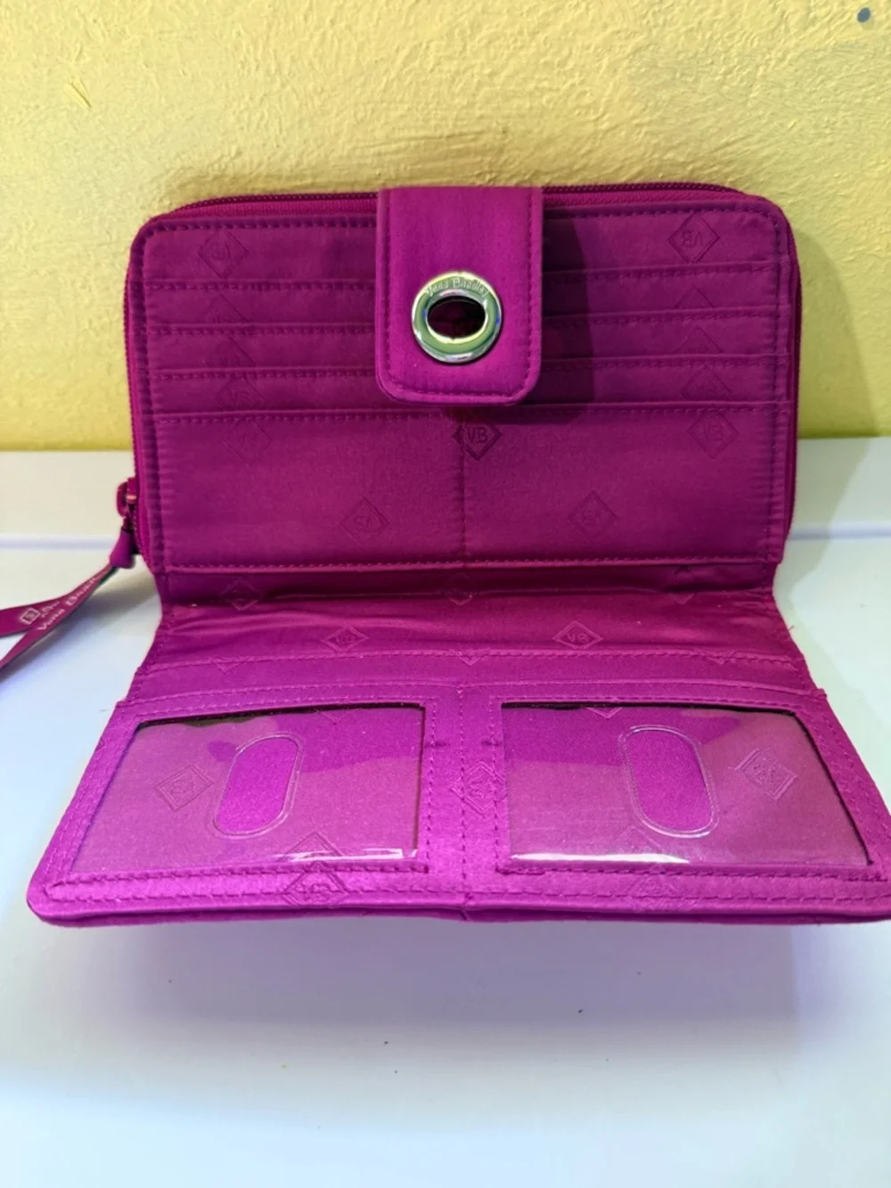 Vera Bradley Quilted Magenta Turn-Lock Wallet - Picture 4 of 5